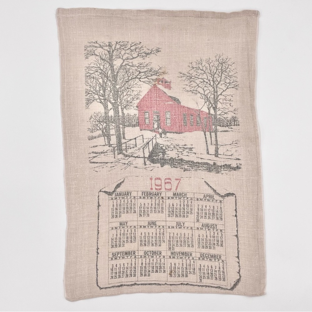 Vintage‎ Kitchen Tea Towel 1967 Calendar Red Schoolhouse Winter Kitsch Retro 60s